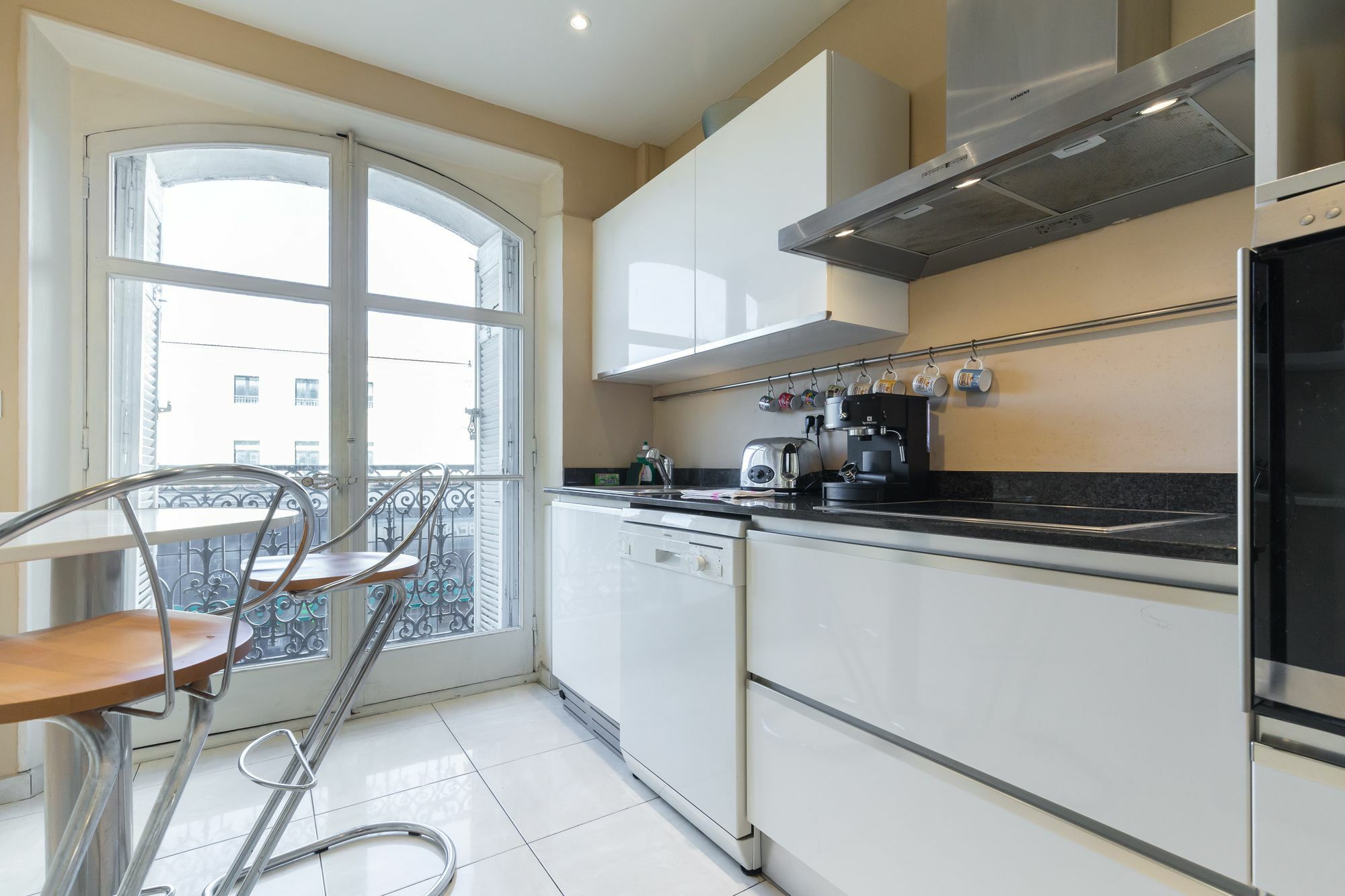 Lovely 2 Bed 2 Bath Apartment In Cannes On Rue Antibea Easy Walk To The Palais 224 Esterno foto