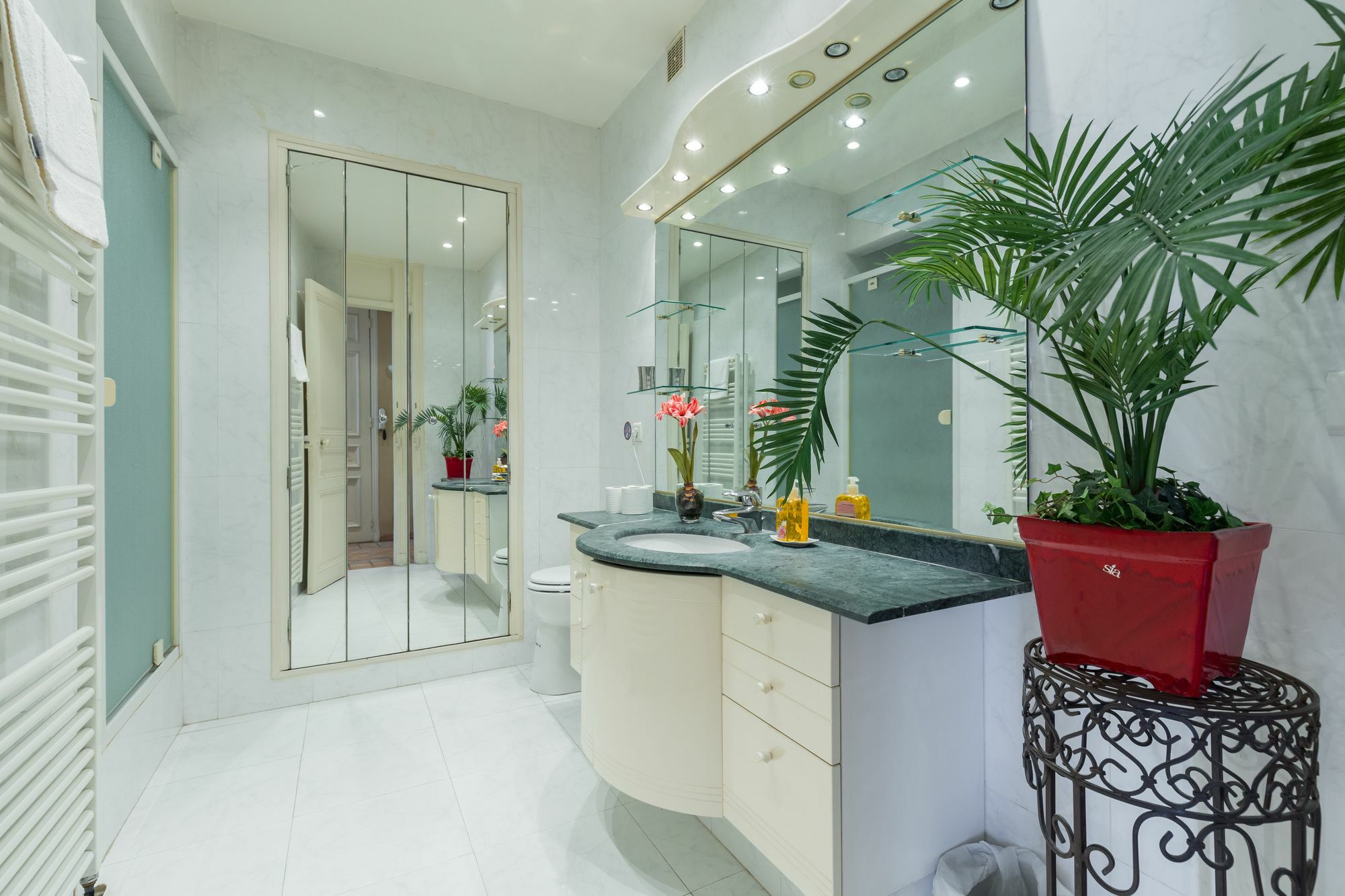 Lovely 2 Bed 2 Bath Apartment In Cannes On Rue Antibea Easy Walk To The Palais 224 Esterno foto